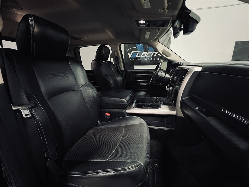 2017 RAM 1500 Laramie photo