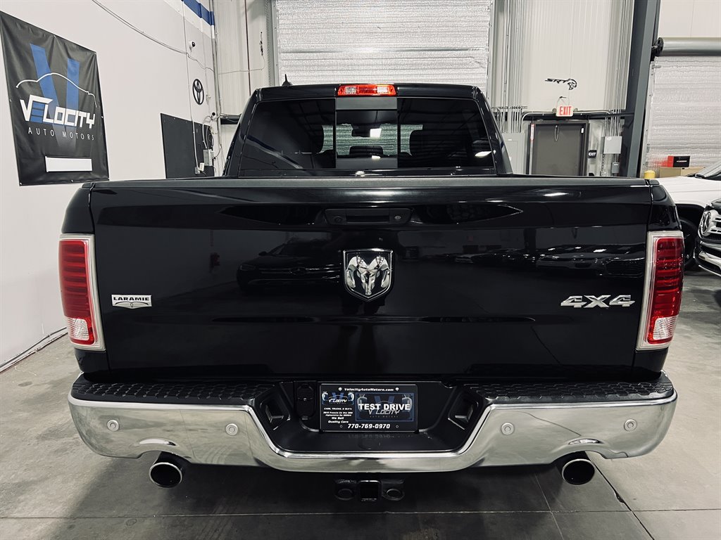 2017 RAM 1500 Laramie photo