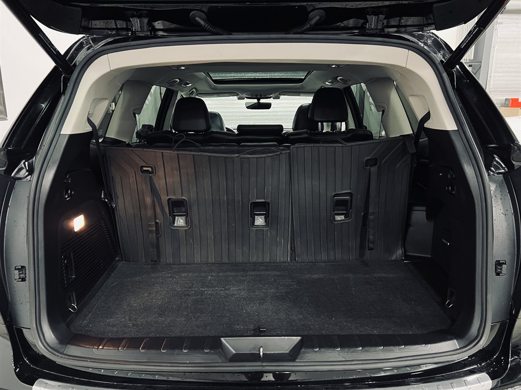 2019 Subaru Ascent Limited photo