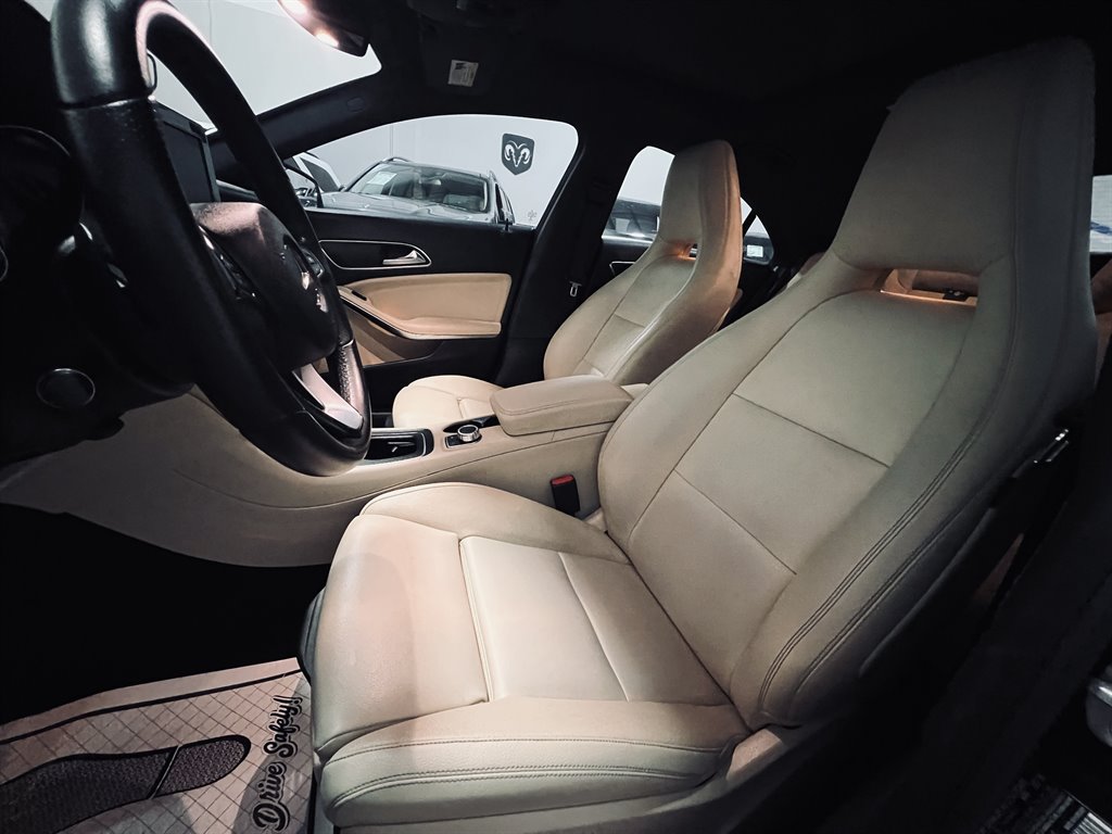 2016 Mercedes-Benz cla CLA250 photo