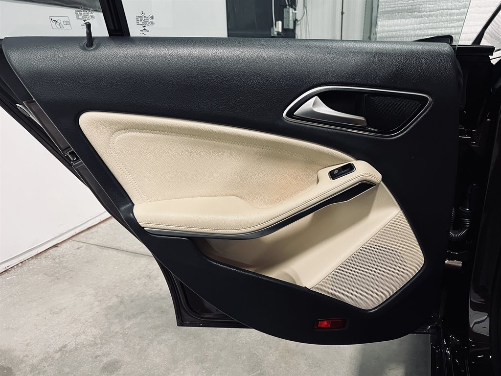2016 Mercedes-Benz cla CLA250 photo