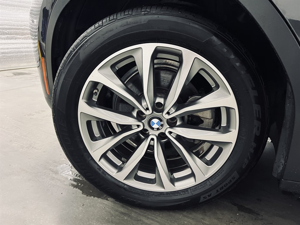 2018 BMW X3 Xdrive30i photo