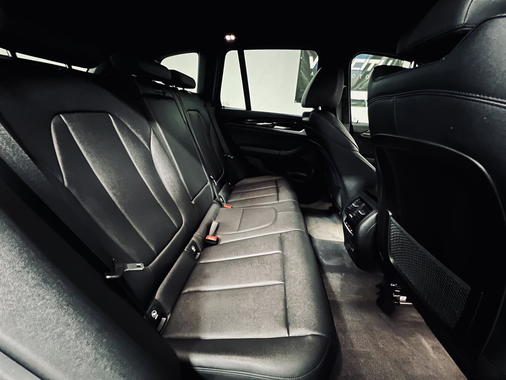 2018 BMW X3 Xdrive30i photo