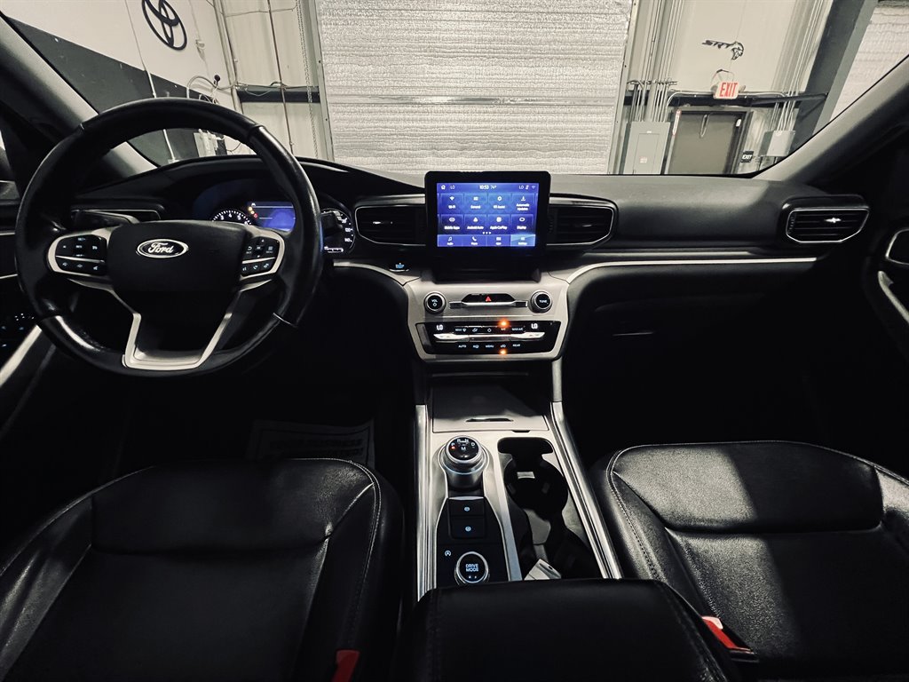 2020 Ford Explorer - $18,500