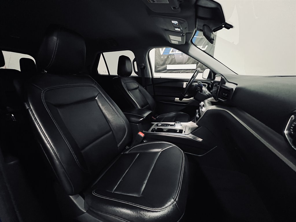 2020 Ford Explorer - $18,500