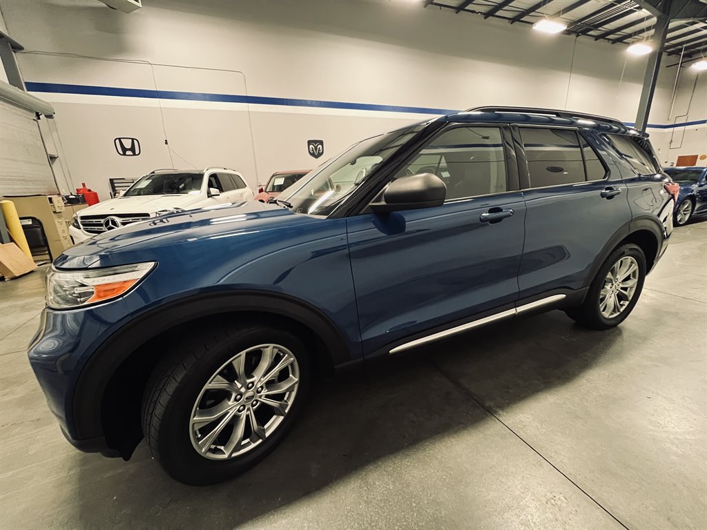 2020 Ford Explorer - $18,500