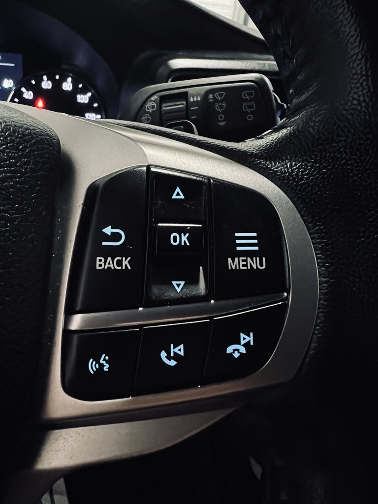2020 Ford Explorer - $18,500
