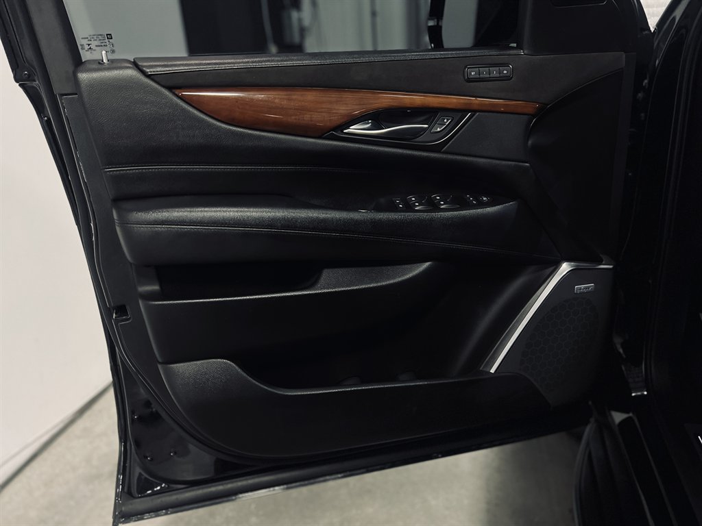 2019 Cadillac Escalade - $23,500