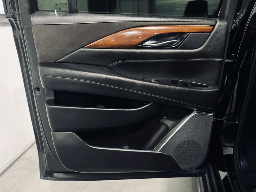 2019 Cadillac Escalade - $23,500