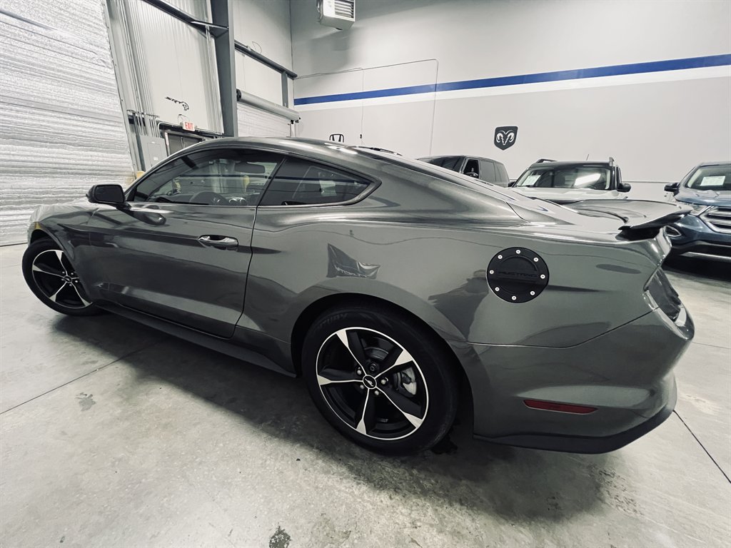 2018 Ford Mustang - $13,400