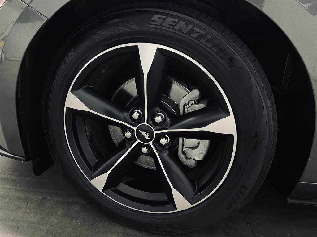 2018 Ford Mustang - $13,400