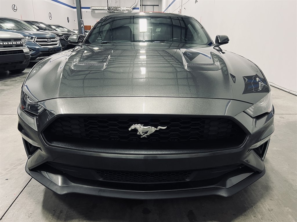 2018 Ford Mustang - $13,400