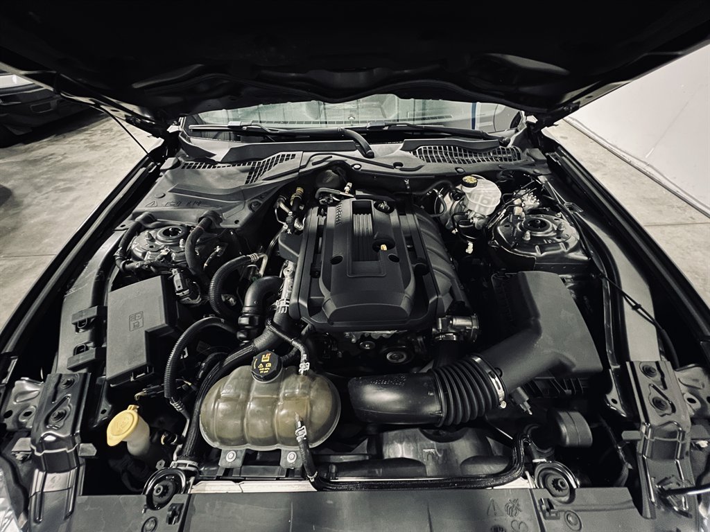 2018 Ford Mustang - $13,400