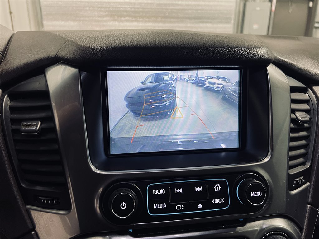 2018 Chevrolet Suburban - $17,800