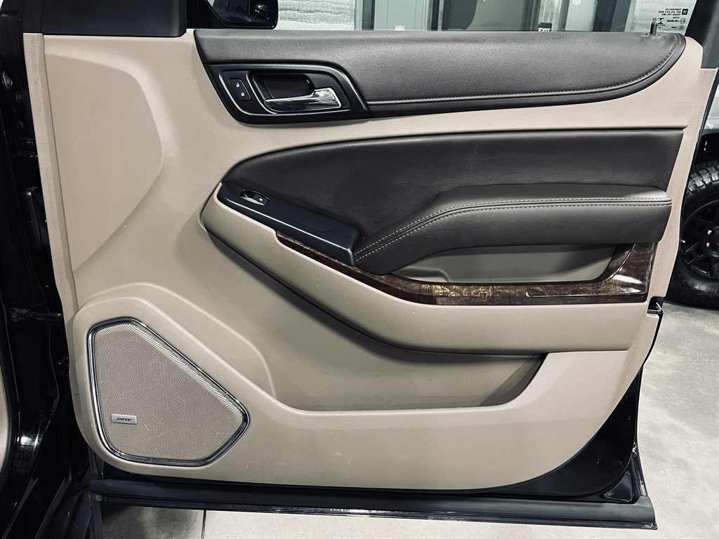 2018 Chevrolet Suburban - $17,800