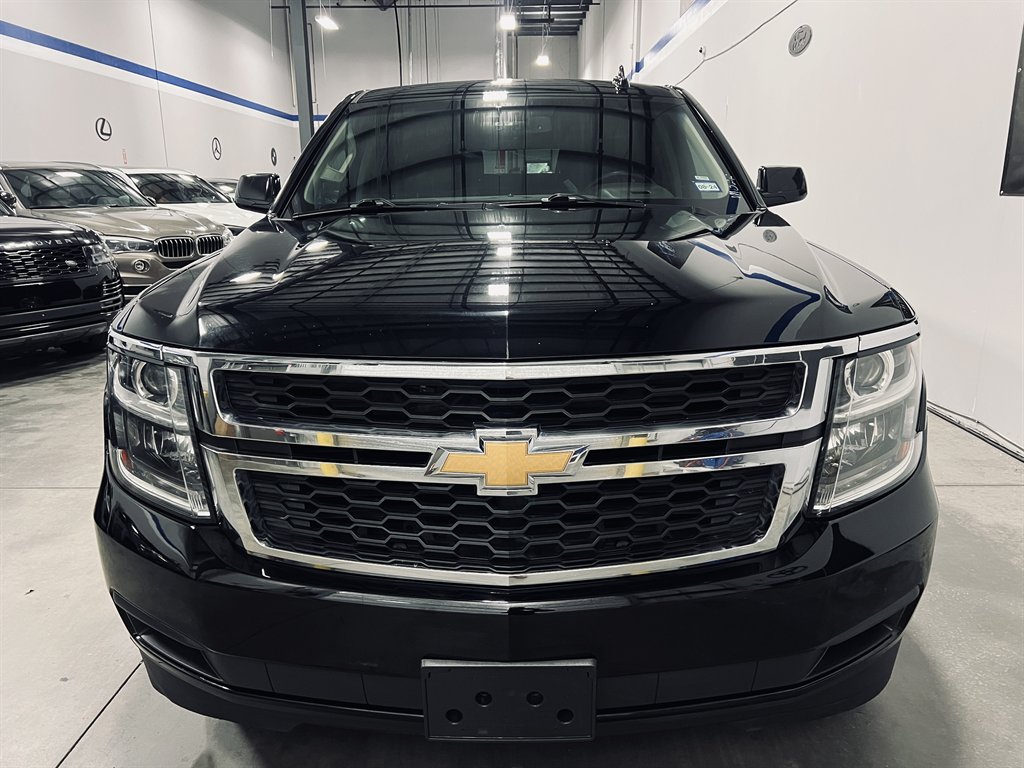 2018 Chevrolet Suburban - $17,800