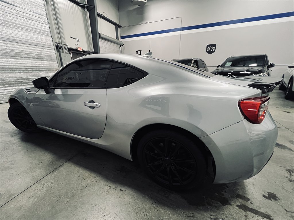 2018 Toyota 86 - $23,850
