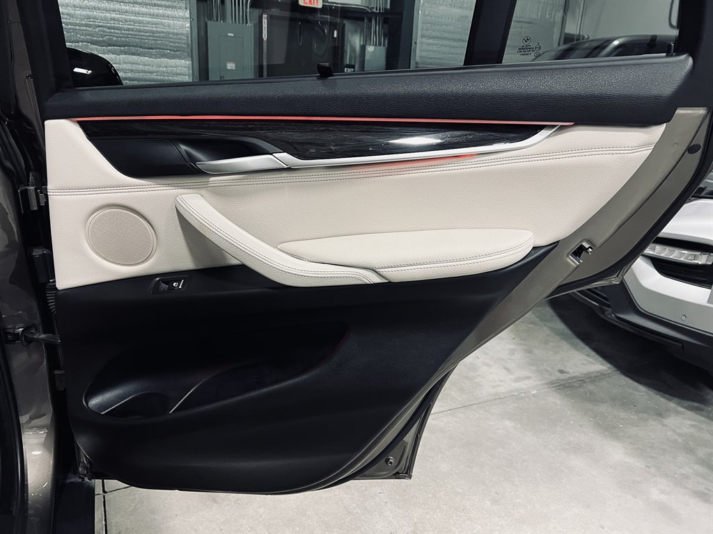 2018 BMW X5 - $18,200