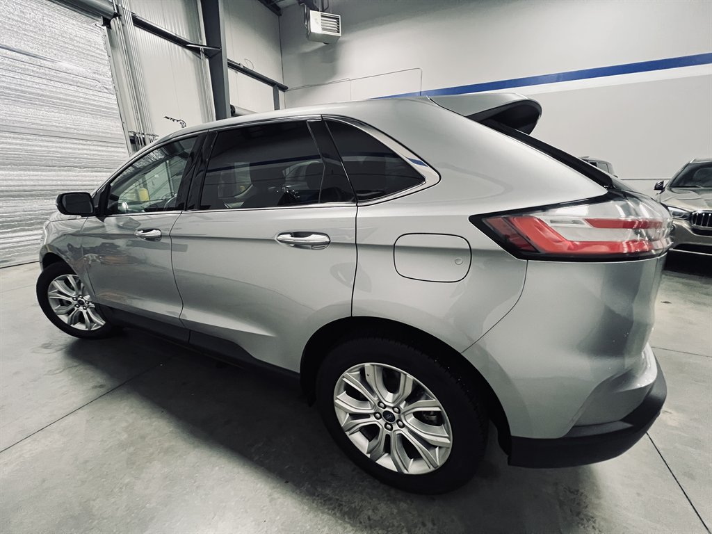 2022 Ford Edge - $15,850