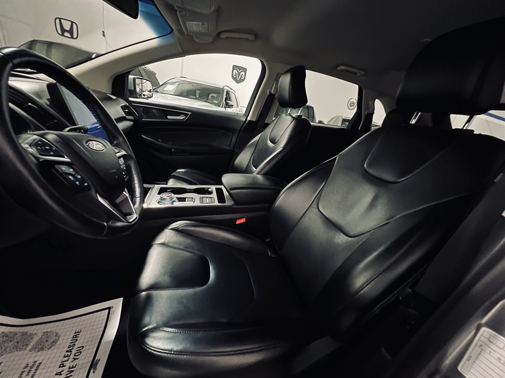 2022 Ford Edge - $15,850
