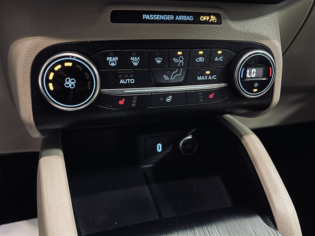 2020 Ford Escape - $16,200