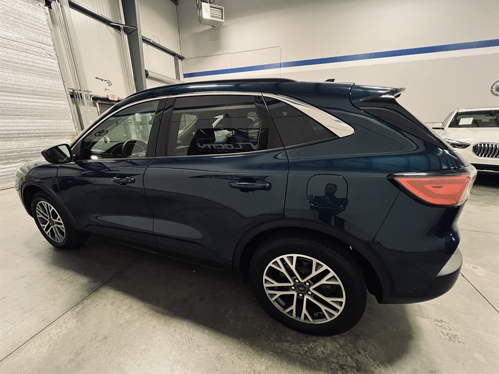 2020 Ford Escape - $16,200
