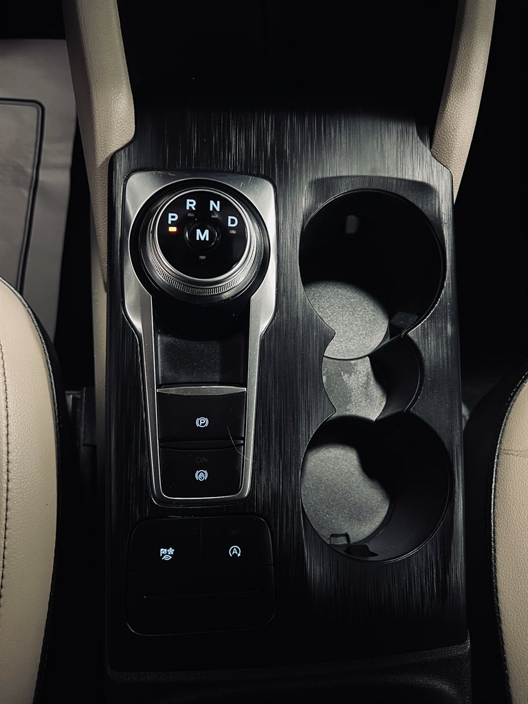 2020 Ford Escape - $16,200