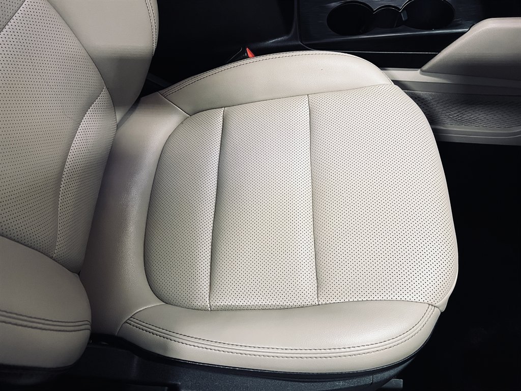 2020 Ford Escape - $16,200