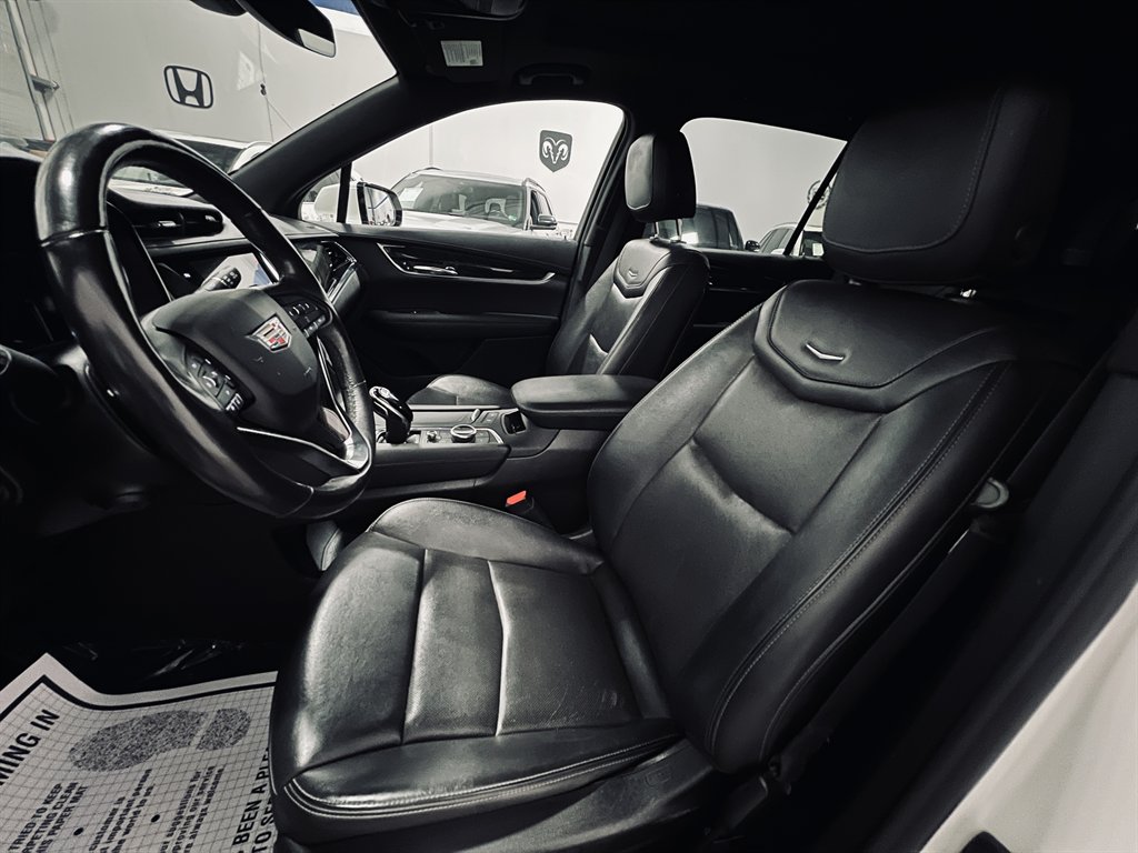 2021 Cadillac XT6 - $20,400