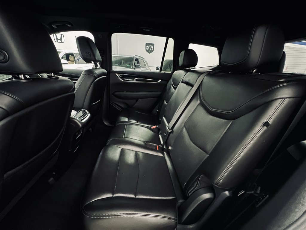 2021 Cadillac XT6 - $20,400