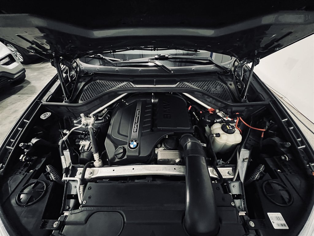 2019 BMW X6 - $25,850