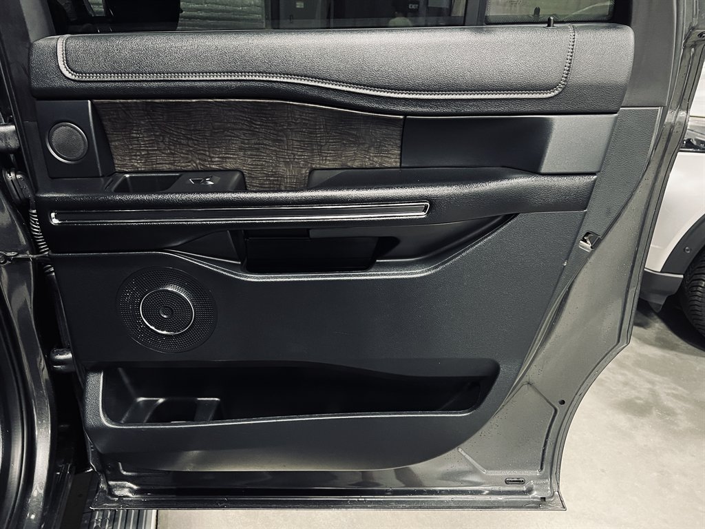 2020 Ford Expedition - $19,800