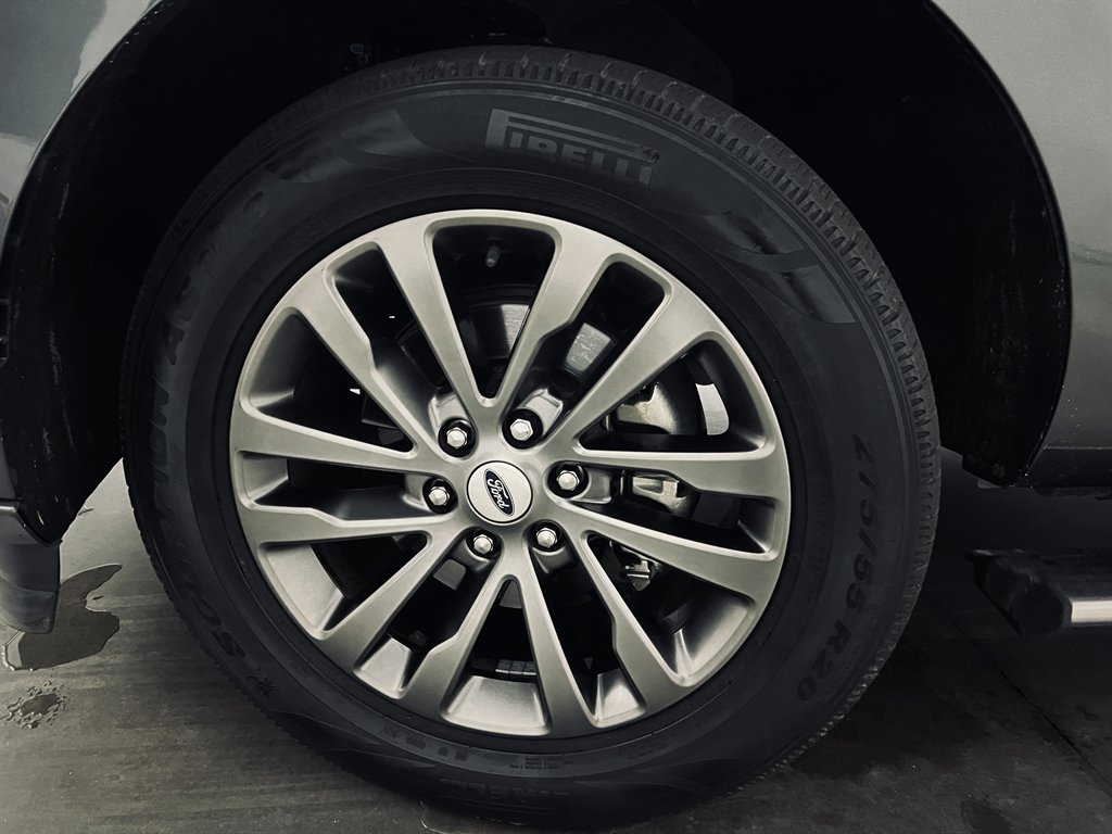 2020 Ford Expedition - $19,800