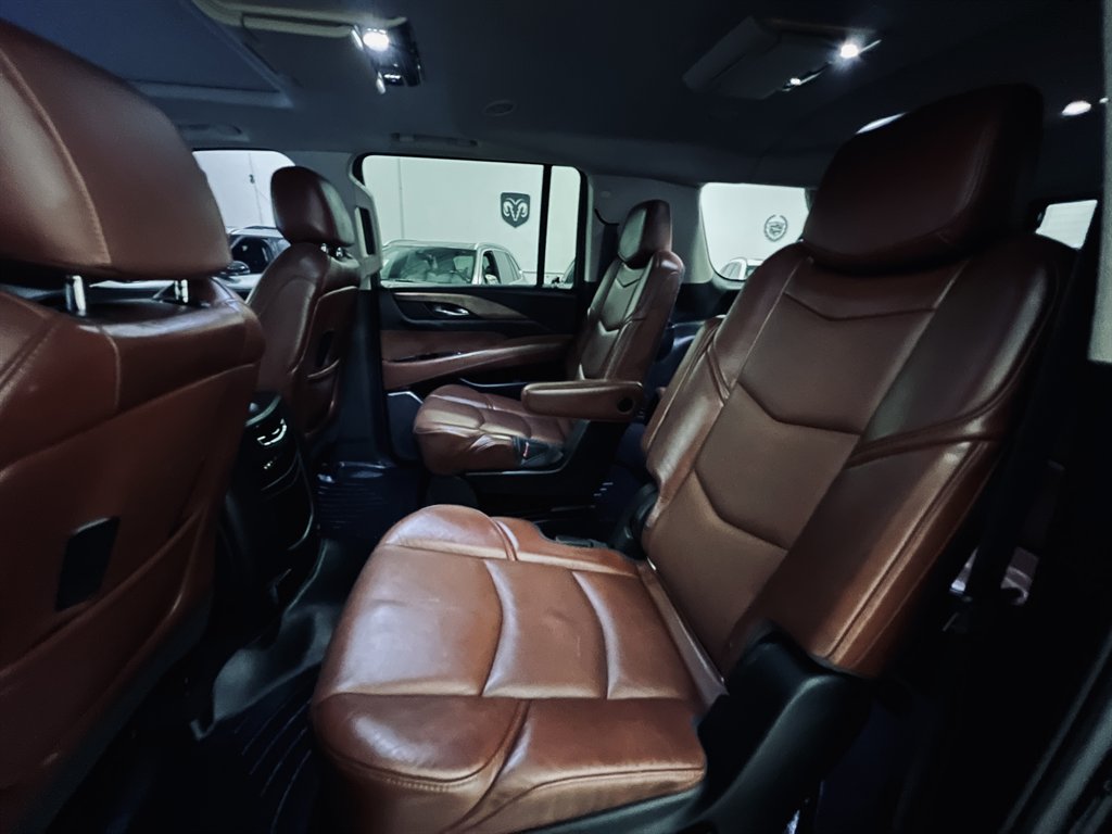 2015 Cadillac Escalade - $24,850