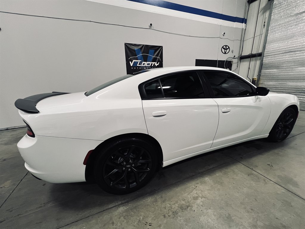 2022 Dodge Charger - $18,800