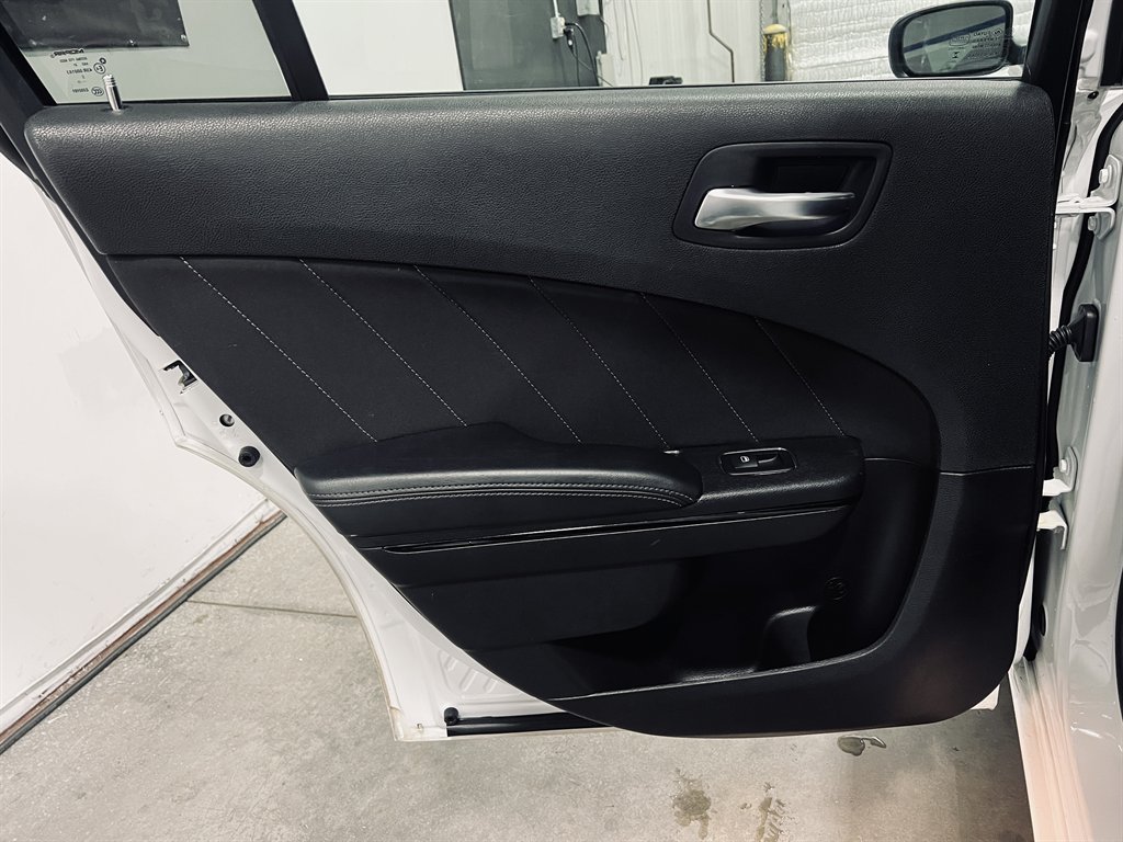 2022 Dodge Charger - $18,800