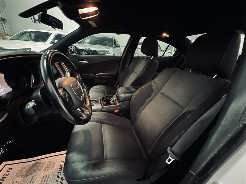 2022 Dodge Charger - $18,800