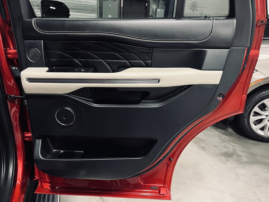 2020 Ford Expedition - $29,800