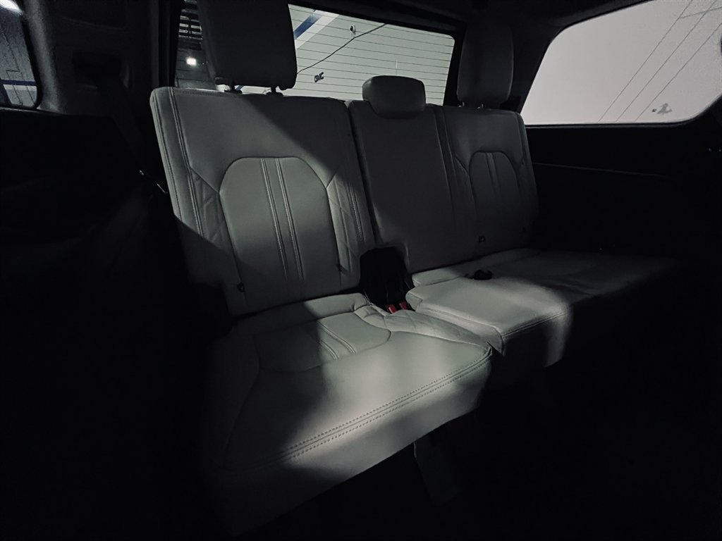 2020 Ford Expedition - $29,800