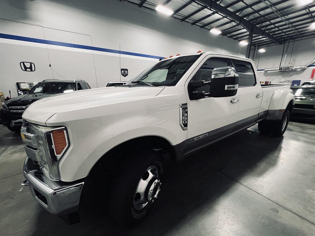 2019 Ford F-350 - $39,999
