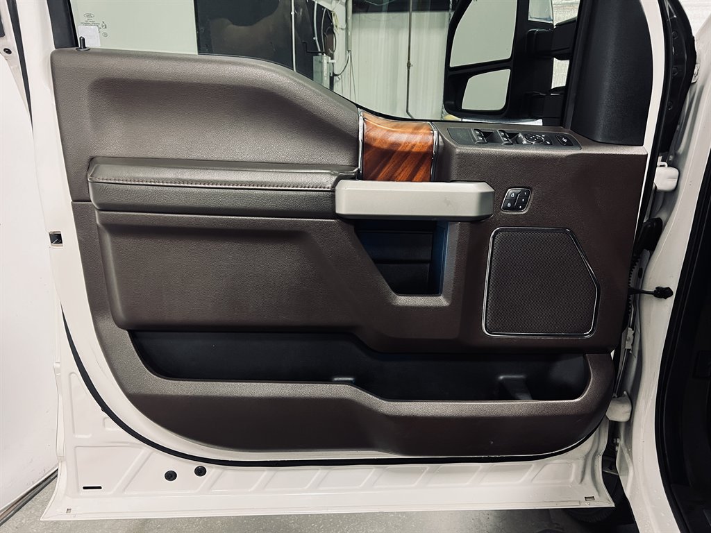 2019 Ford F-350 - $39,999