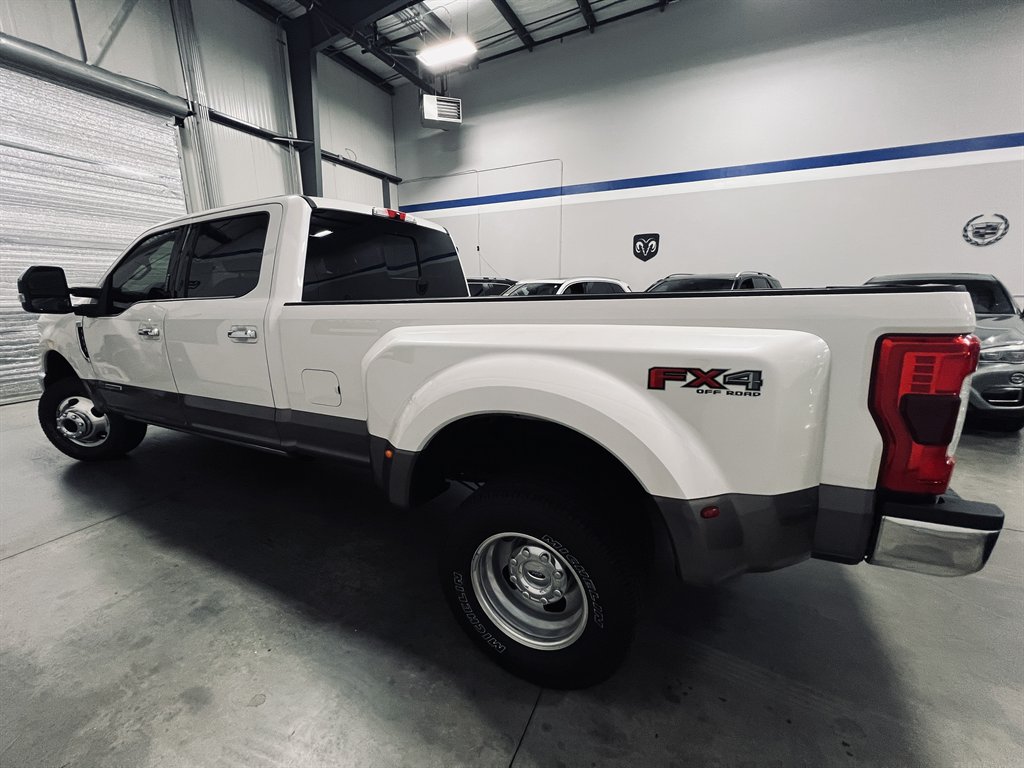 2019 Ford F-350 - $39,999