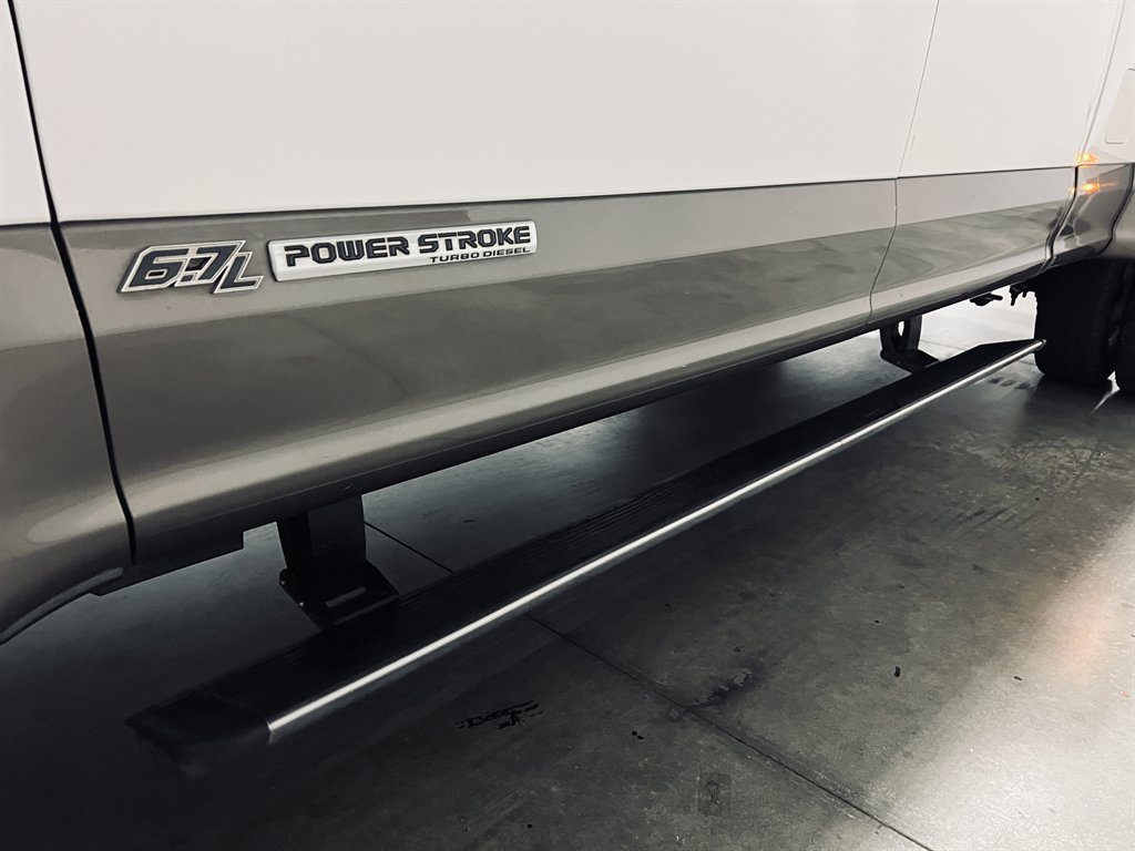 2019 Ford F-350 - $39,999