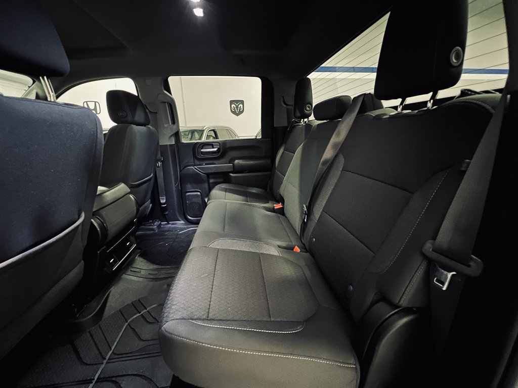 2022 Chevrolet Silverado Hd - $31,899