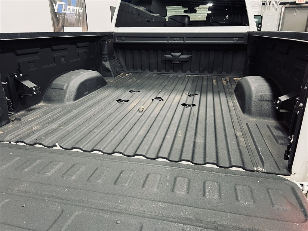 2022 Chevrolet Silverado Hd - $31,899