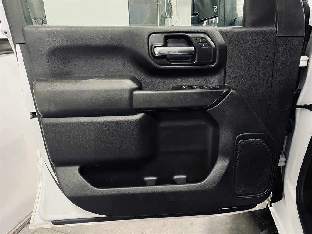 2022 Chevrolet Silverado Hd - $31,899