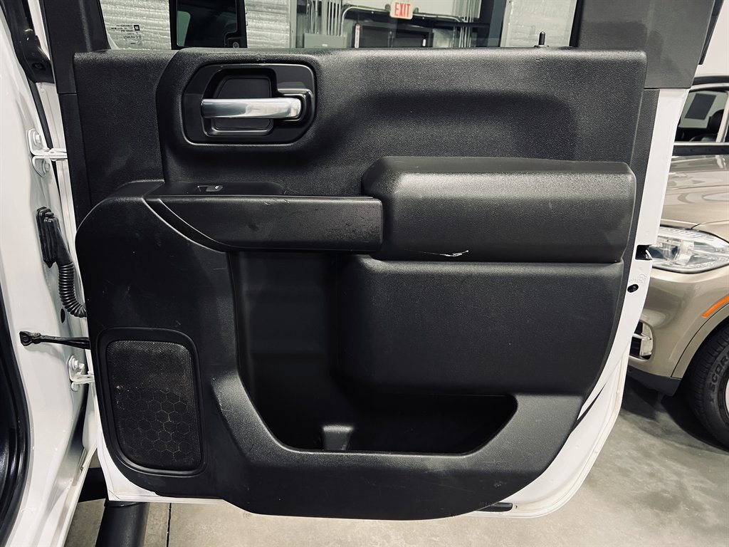 2022 Chevrolet Silverado Hd - $31,899