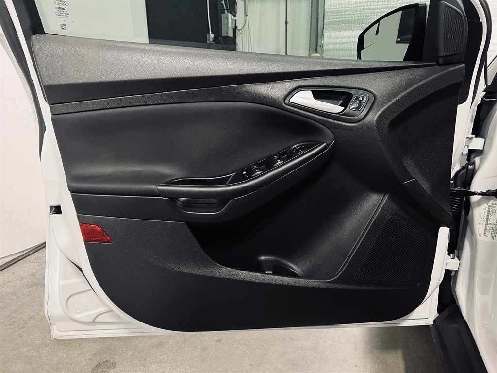 2017 Ford Focus - $7,300