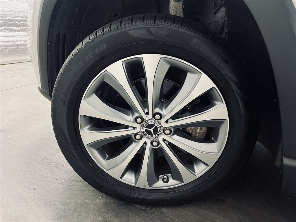 2020 Mercedes-Benz GLE - $25,500