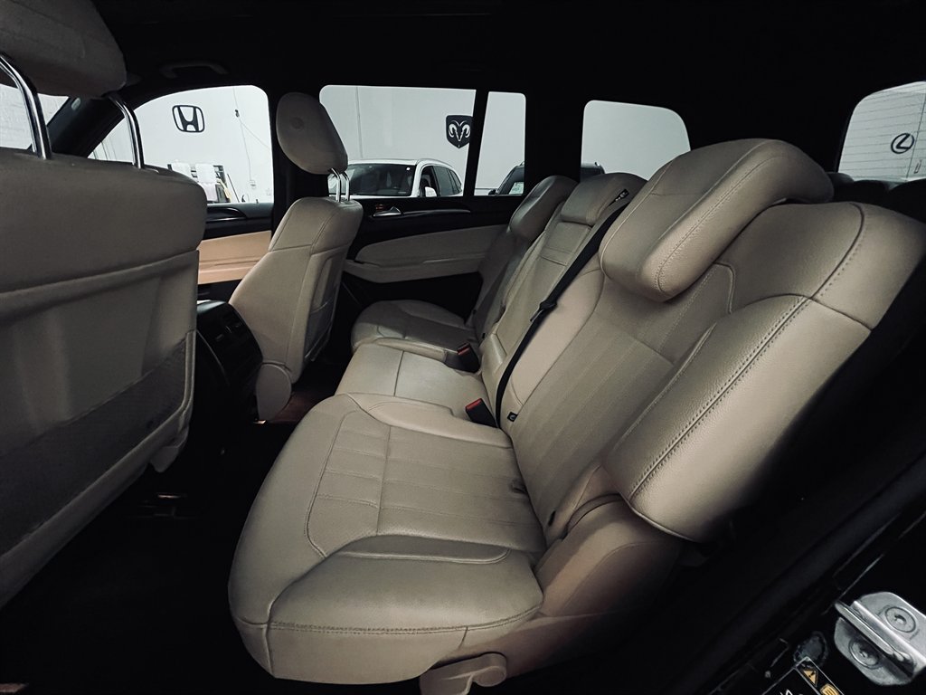 2018 Mercedes-Benz GLS - $16,500